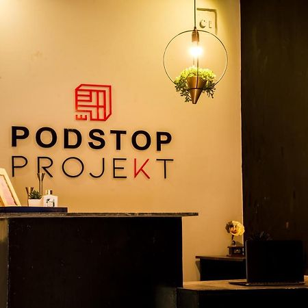 Podstop Projekt Hostel New Delhi Bagian luar foto