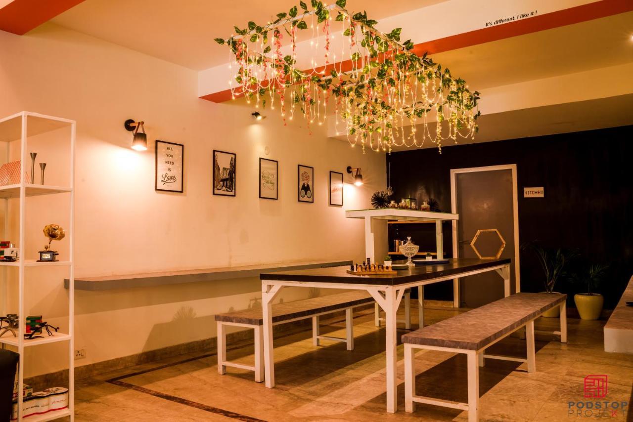 Podstop Projekt Hostel New Delhi Bagian luar foto